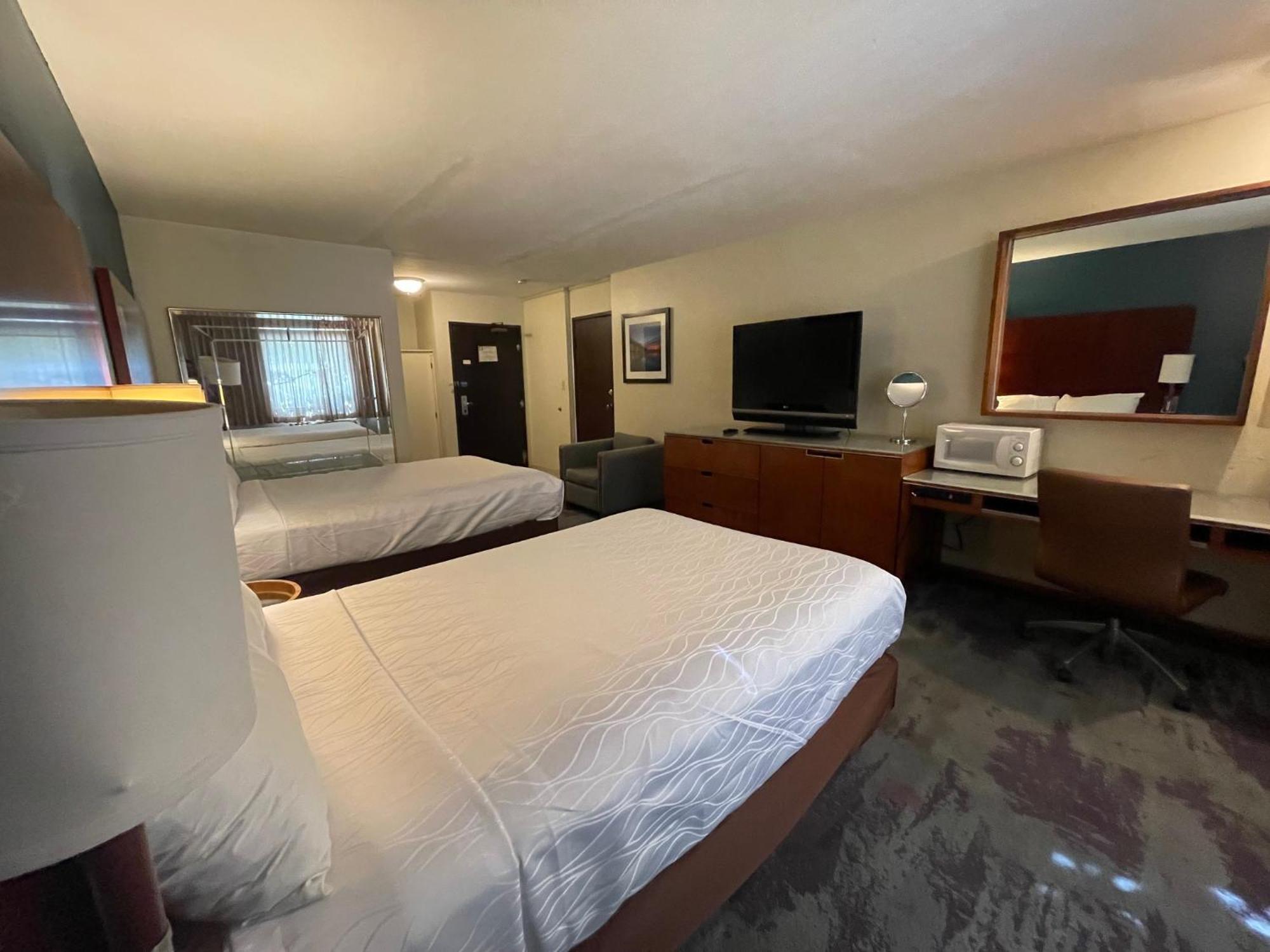 לוס אנג'לס Portside Inn & Suites מראה חיצוני תמונה
